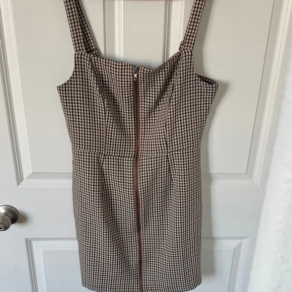 Kingston Checkered Dress with Black Long Sleeves / 2 pieces - Picture 5 of 11